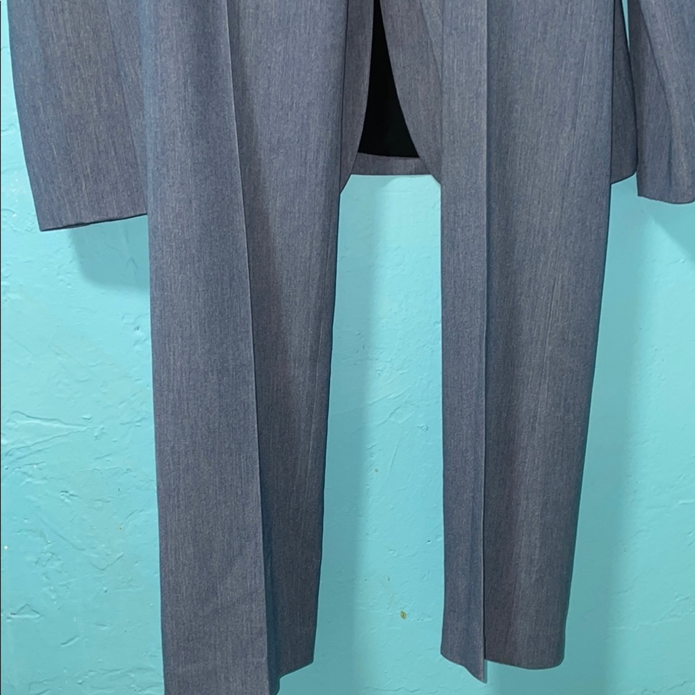 Tahari blazer and pants set - Picture 8 of 10